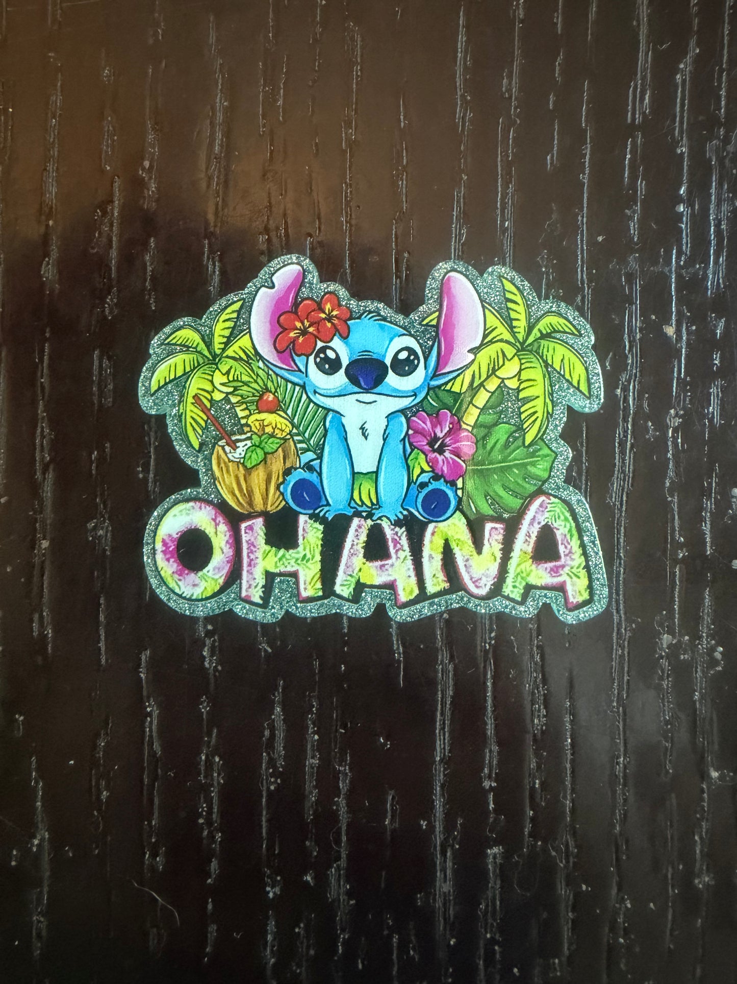 Stitch badge reel