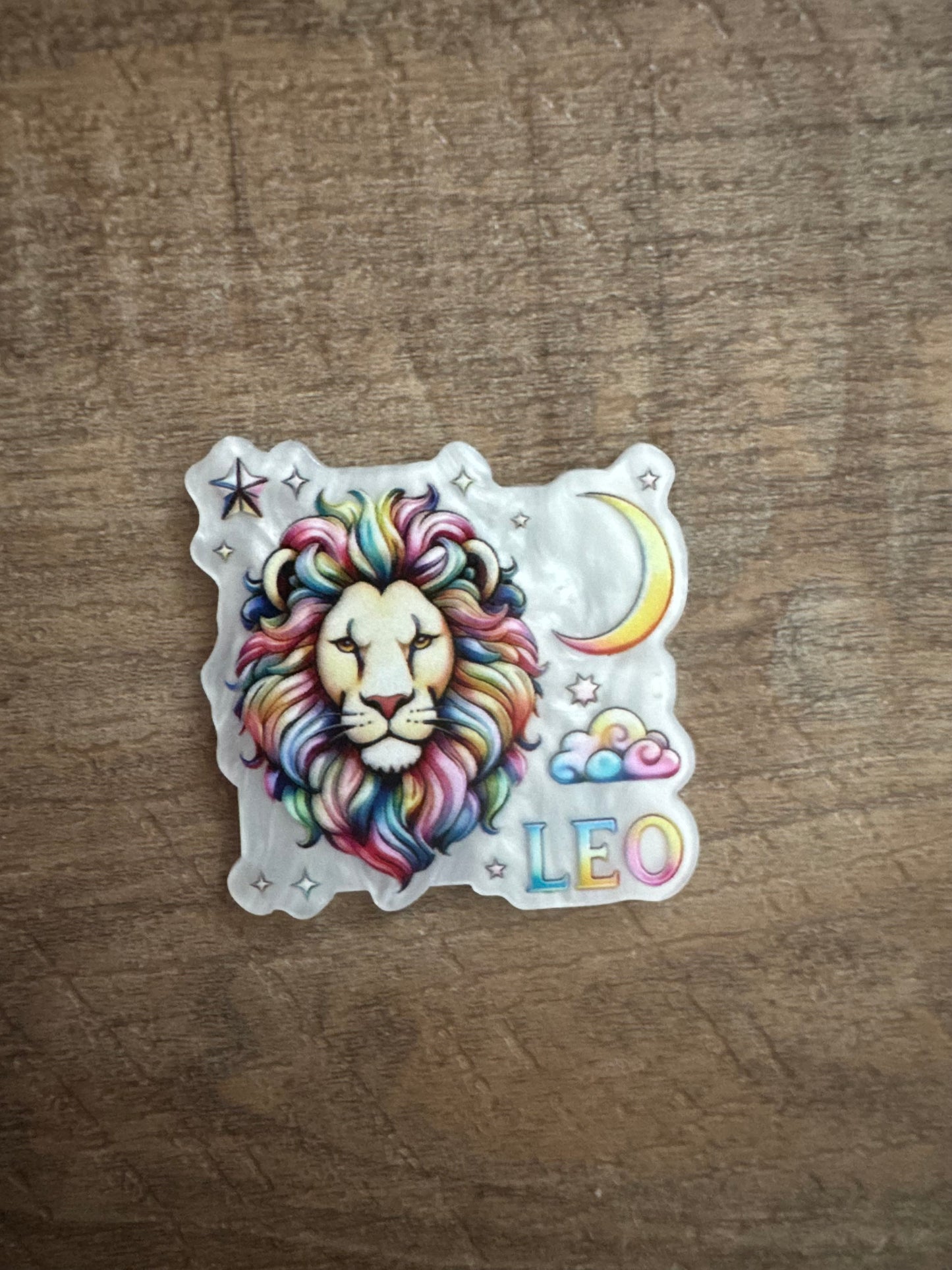 Leo badge reel