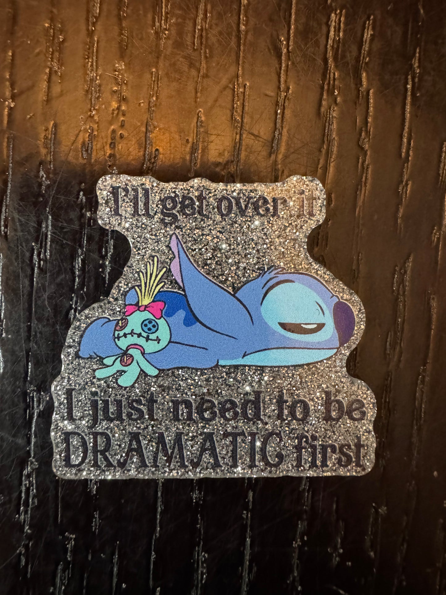Stitch badge reel