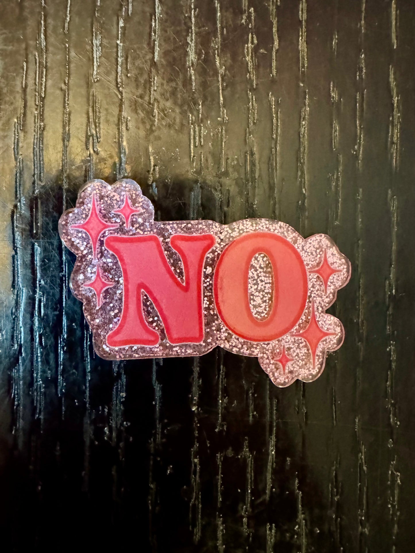 No badge reel