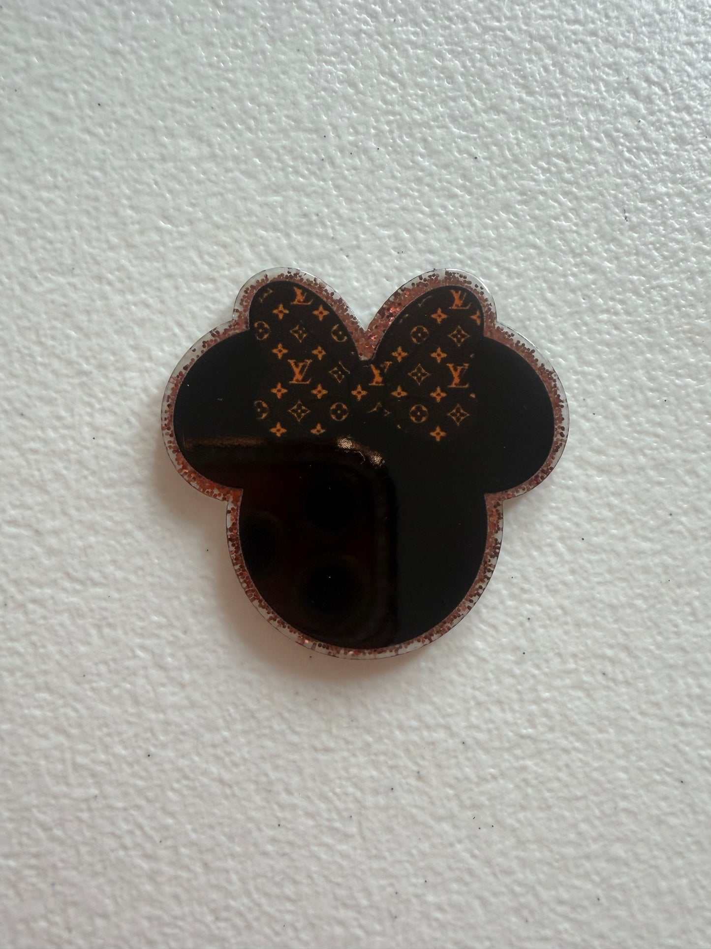 Minnie Head LV badge reel