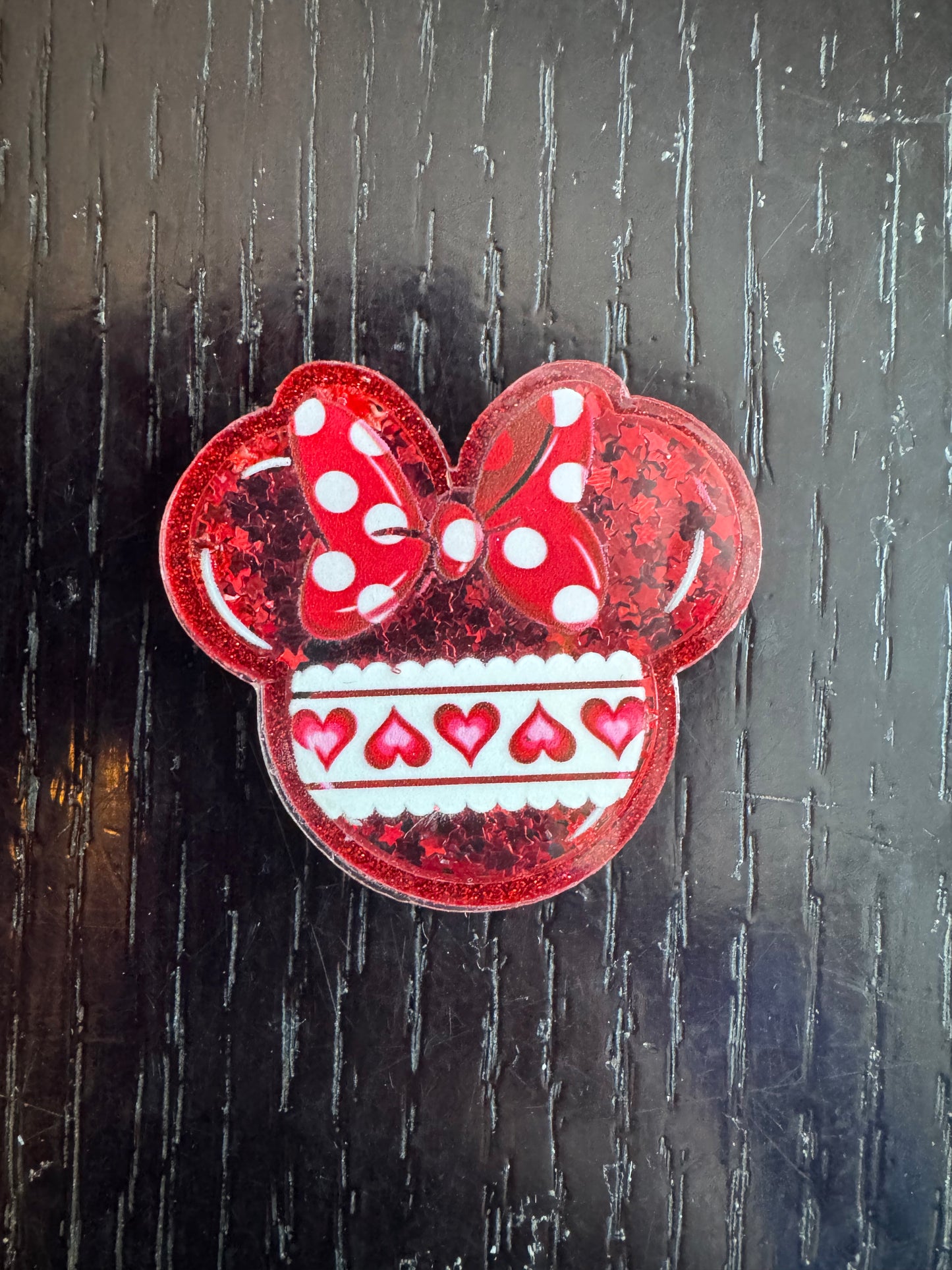 Minnie head valentine shaker badge reel