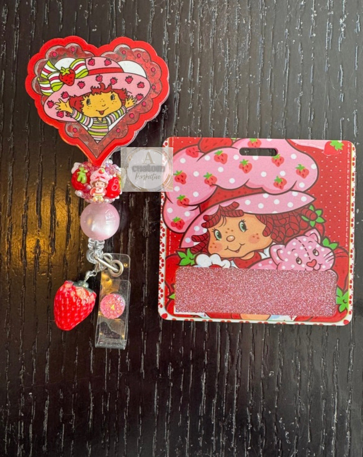 Strawberry shortcake shaker badge reel &  badge buddy