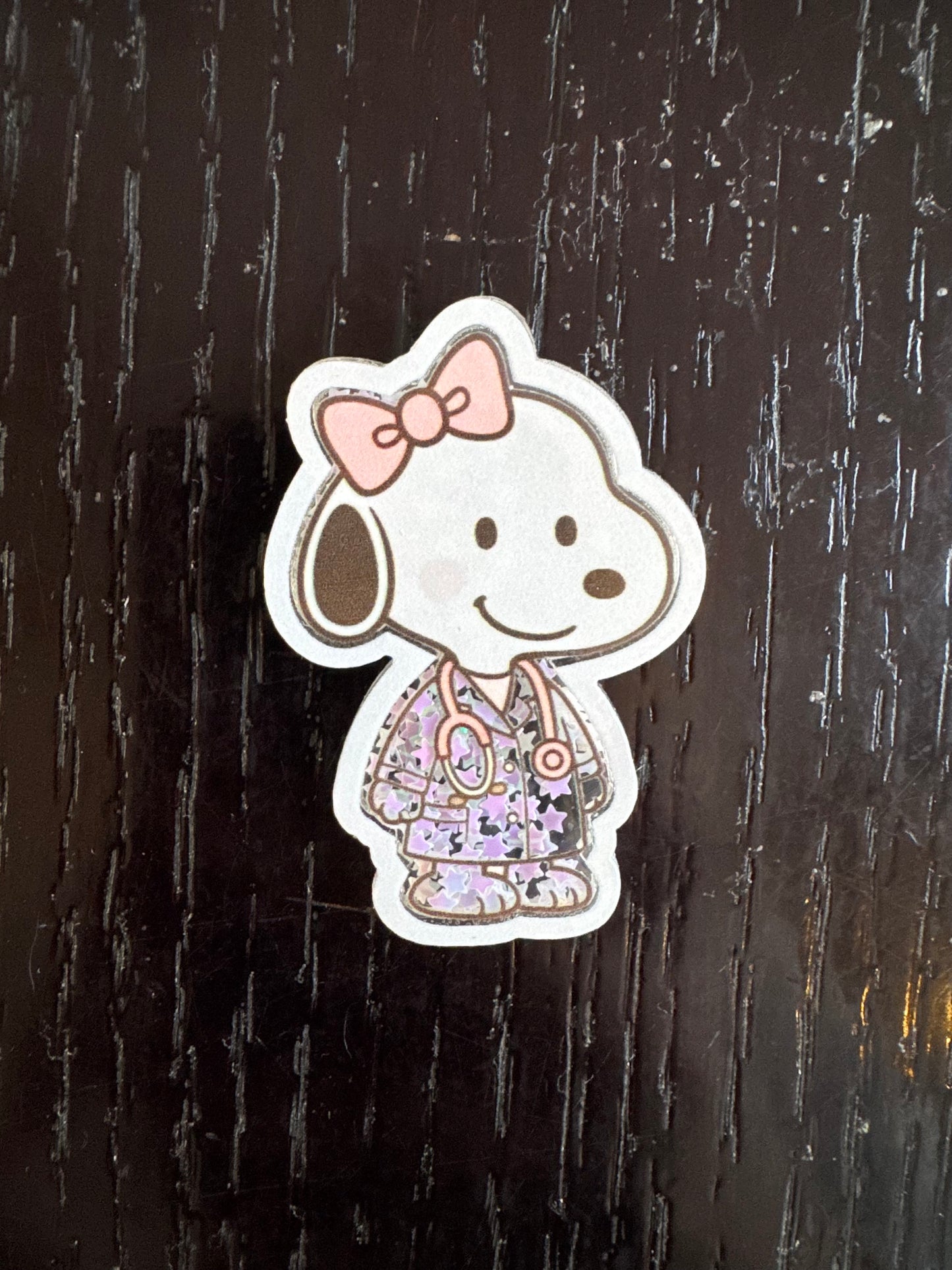 Snoopy girl shaker badge reel