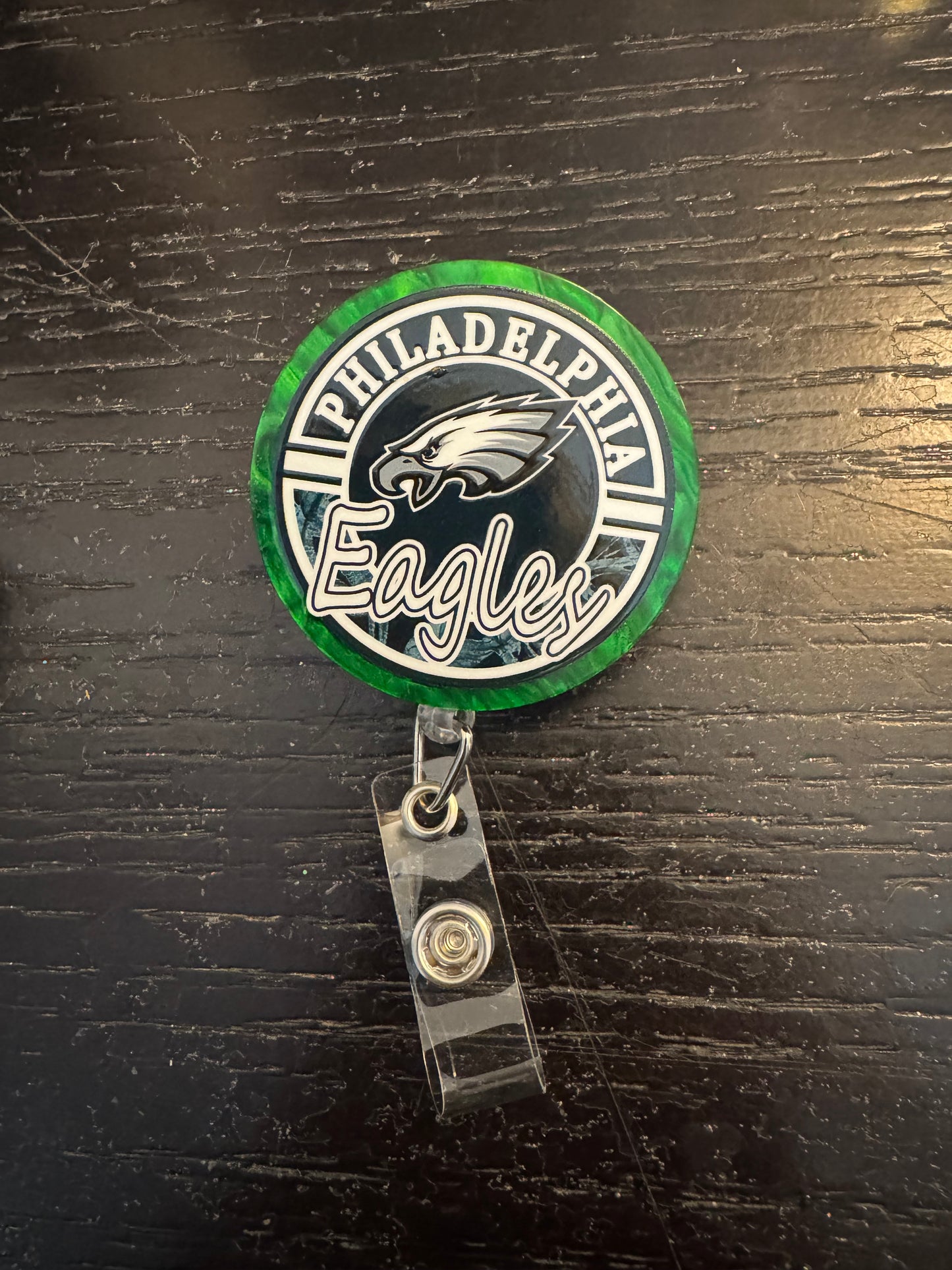 Eagles badge reel (no glitter)
