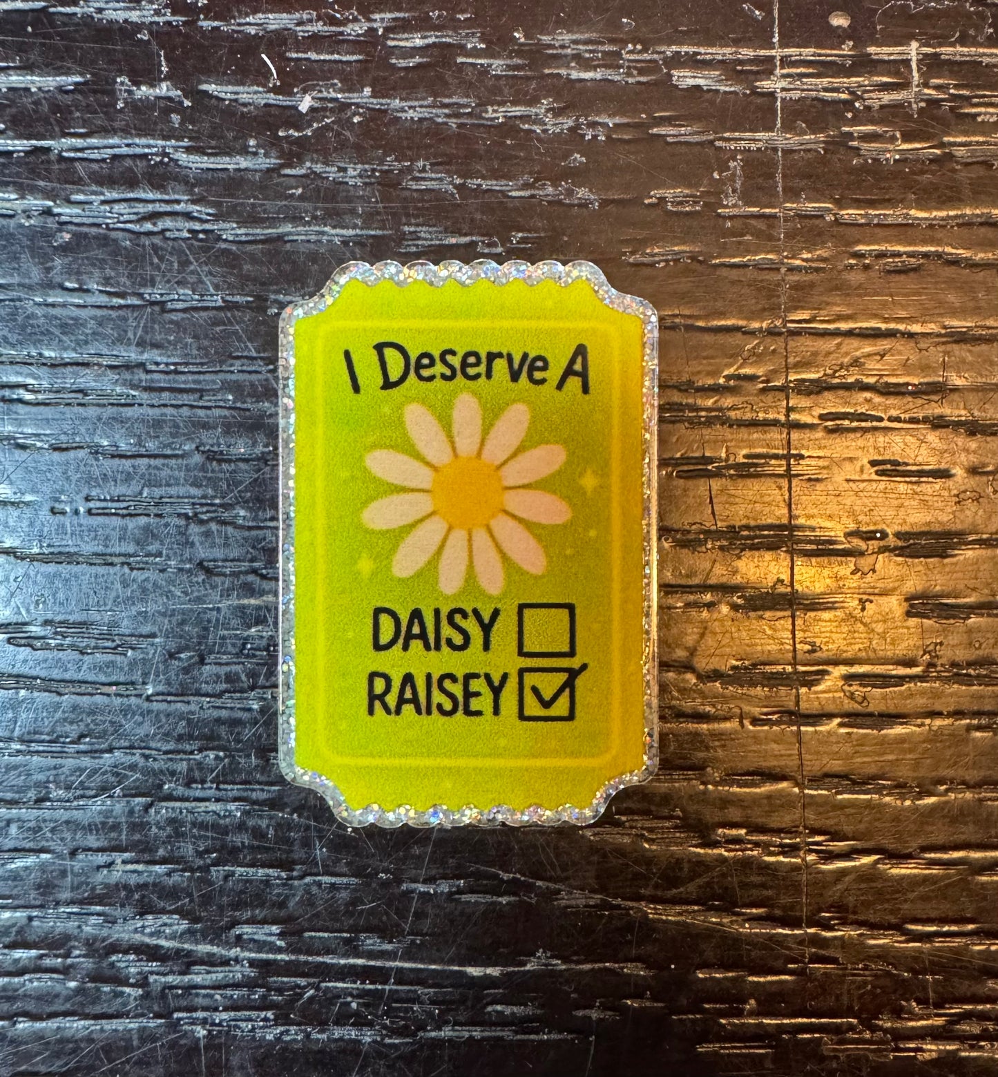 Daisy badge reel