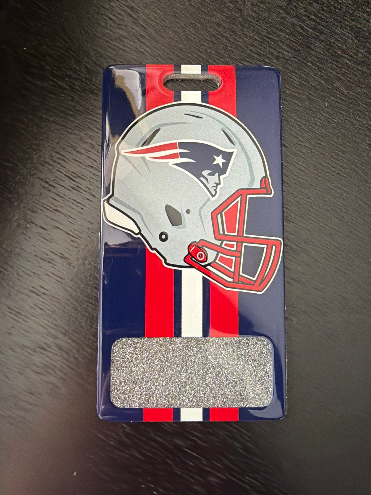 Patriots vertical badge buddy