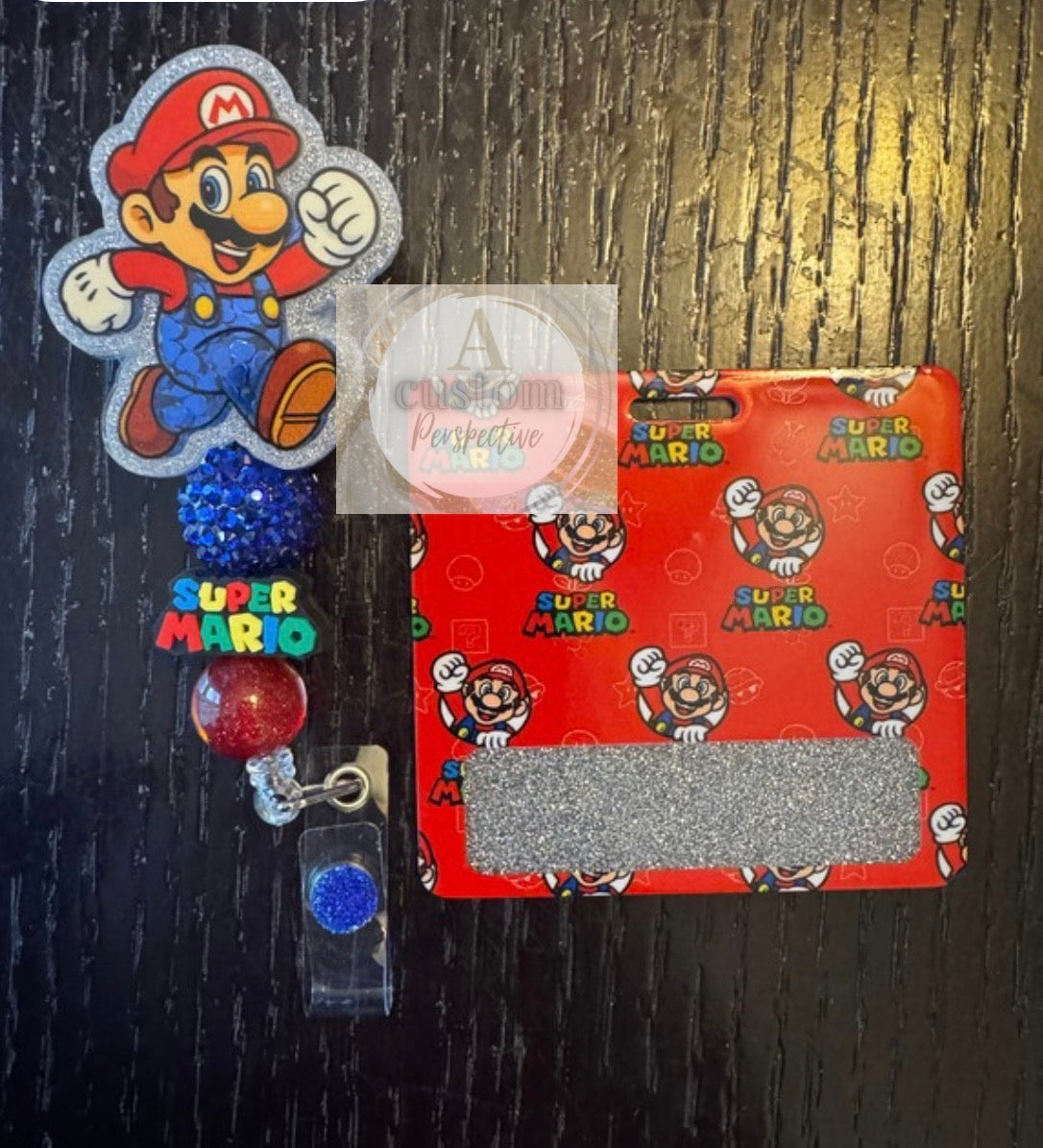 Super Mario shaker badge reel & badge buddy
