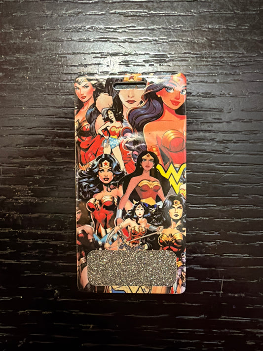 Wonder Woman vertical badge buddy