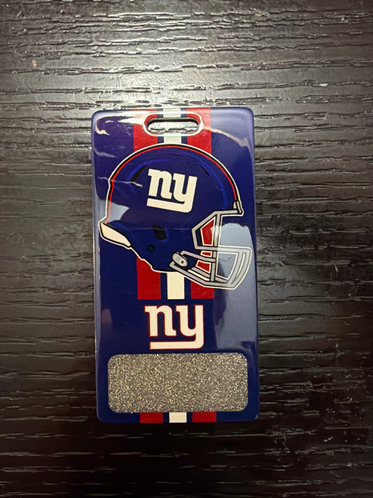 Giants vertical badge buddy