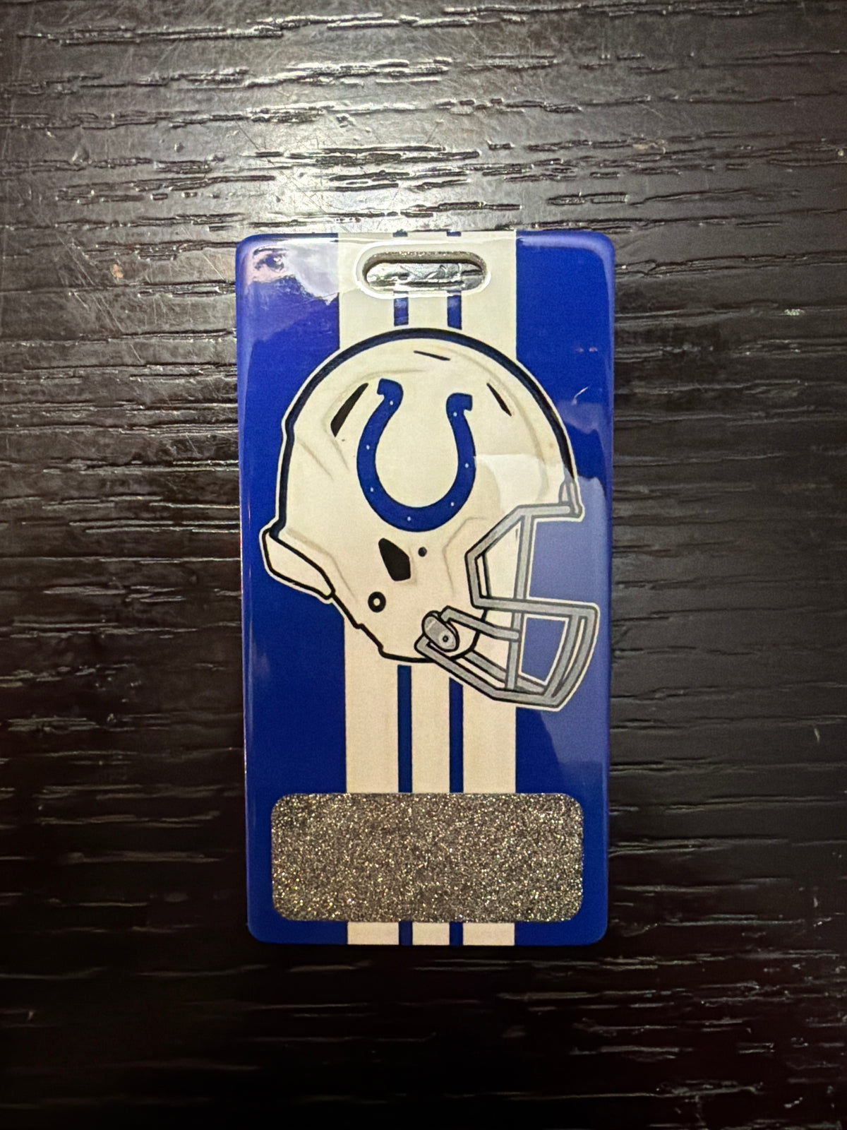 Colts vertical badge buddy