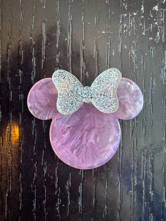 Minnie heard marble pink badge reel