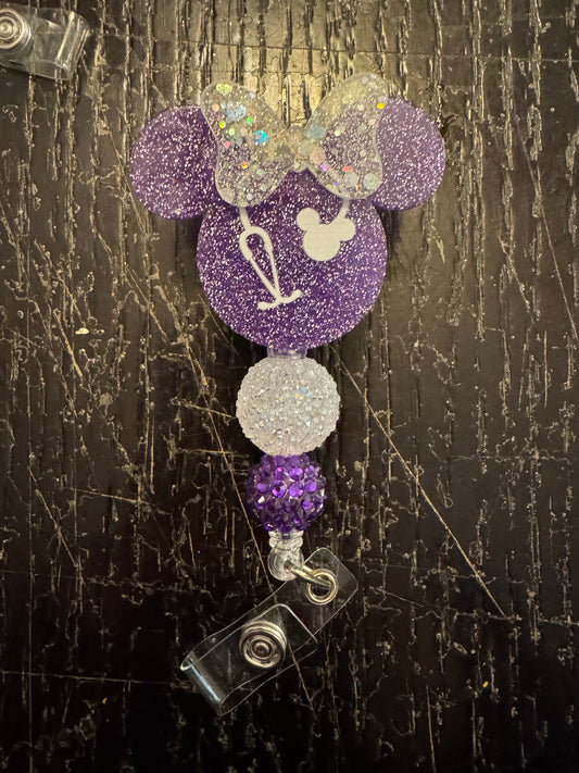 Minnie head badge reel