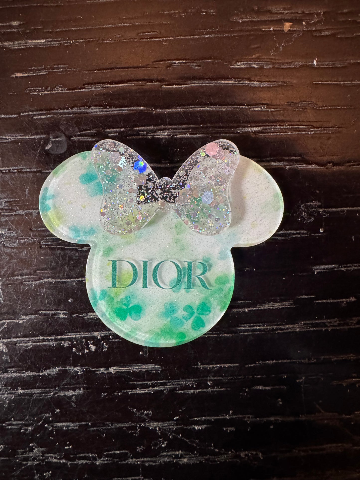 Minnie head (Dior) badge reel