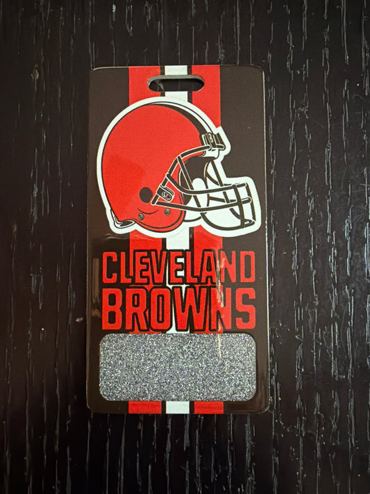 Browns vertical badge buddy