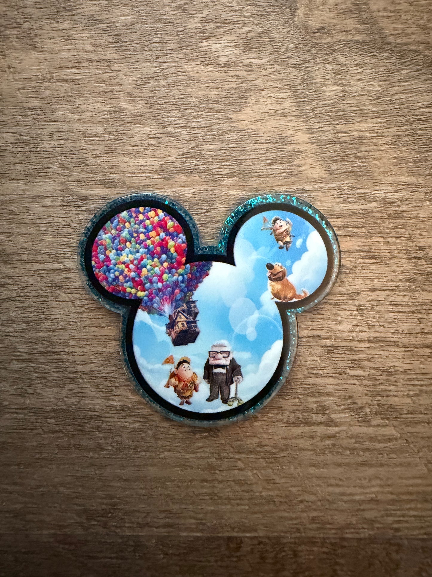 Up badge reel