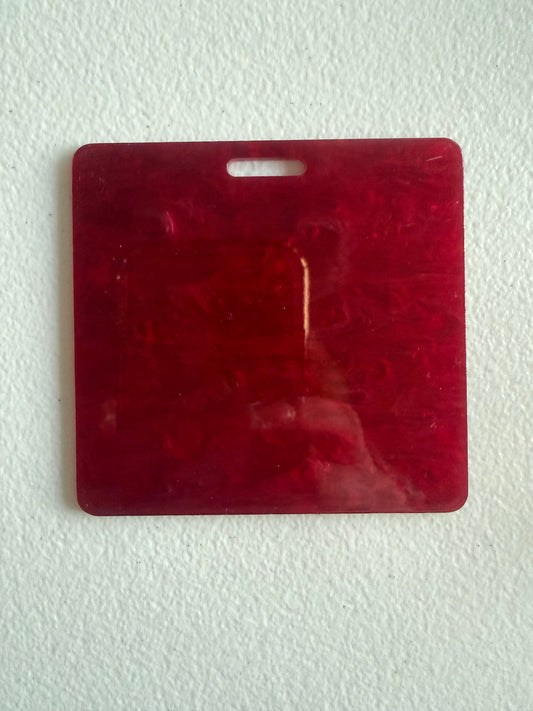 Blank badge buddy (red marble)