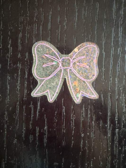 Bow badge reel