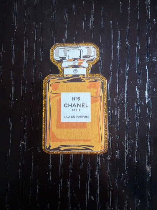 Chanel badge reel