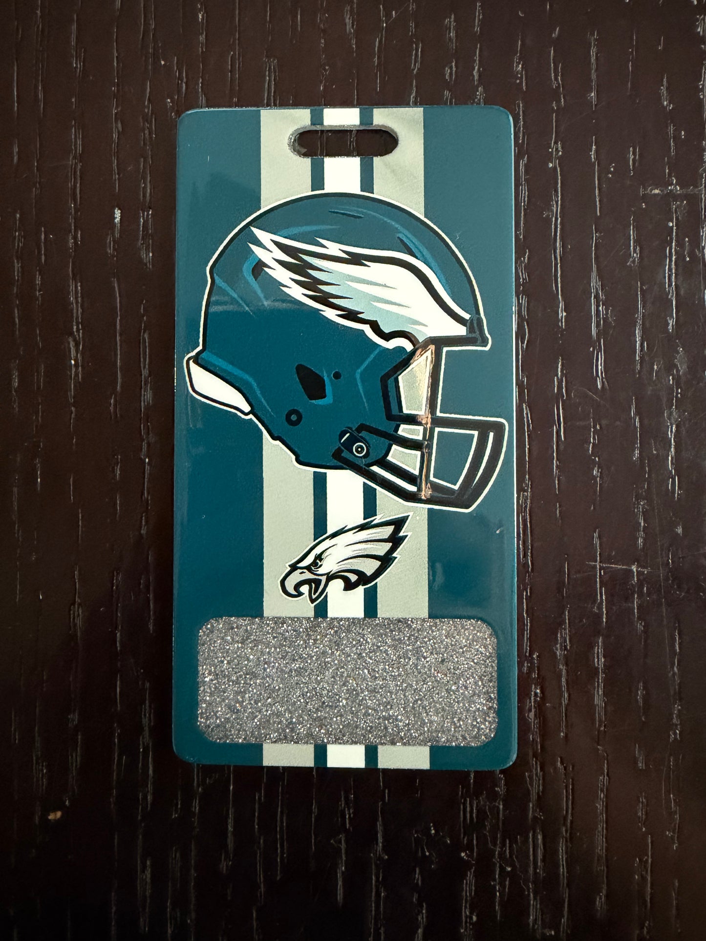 Eagles vertical badge buddy