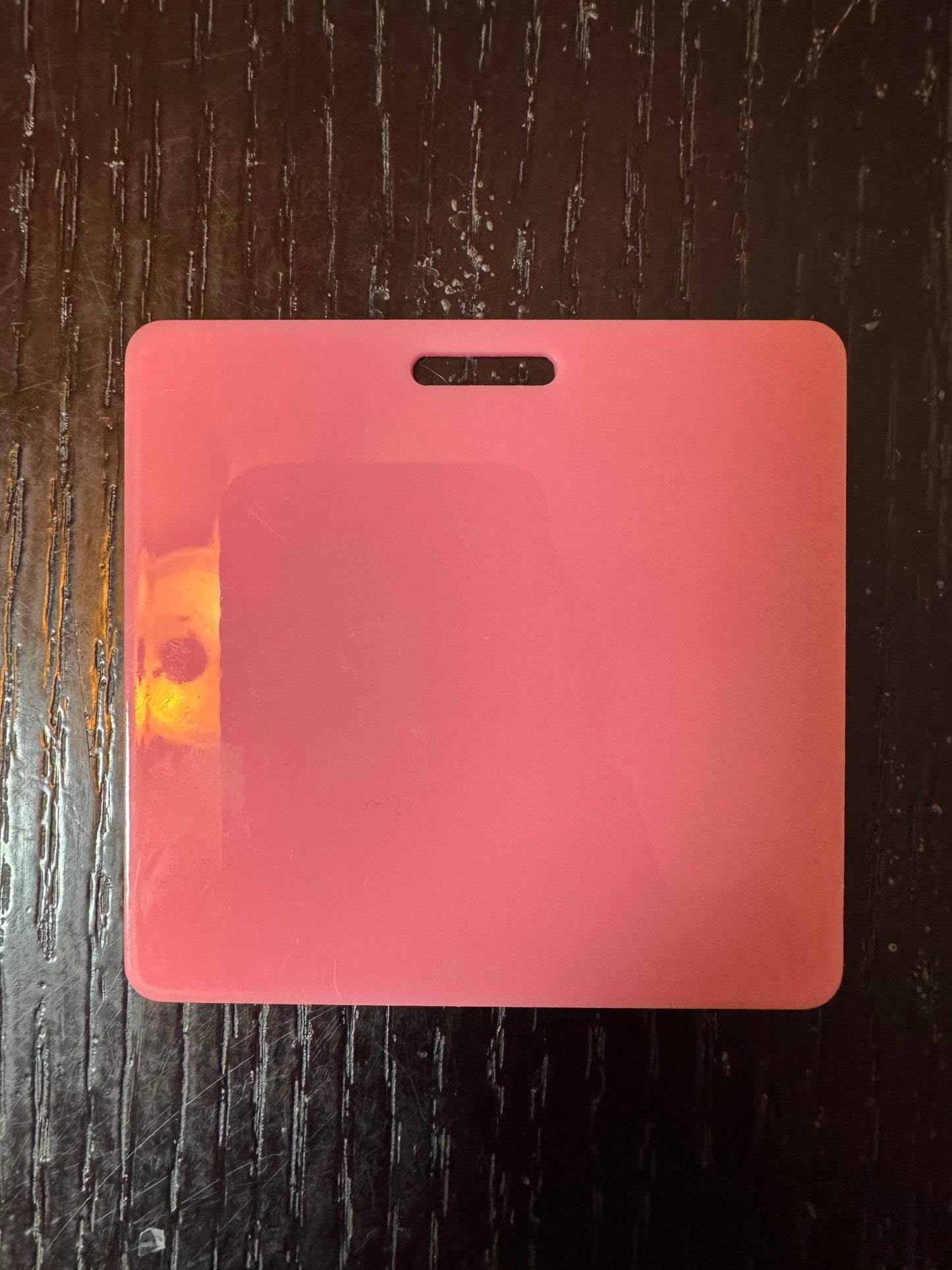 Blank light pink glitter badge buddy