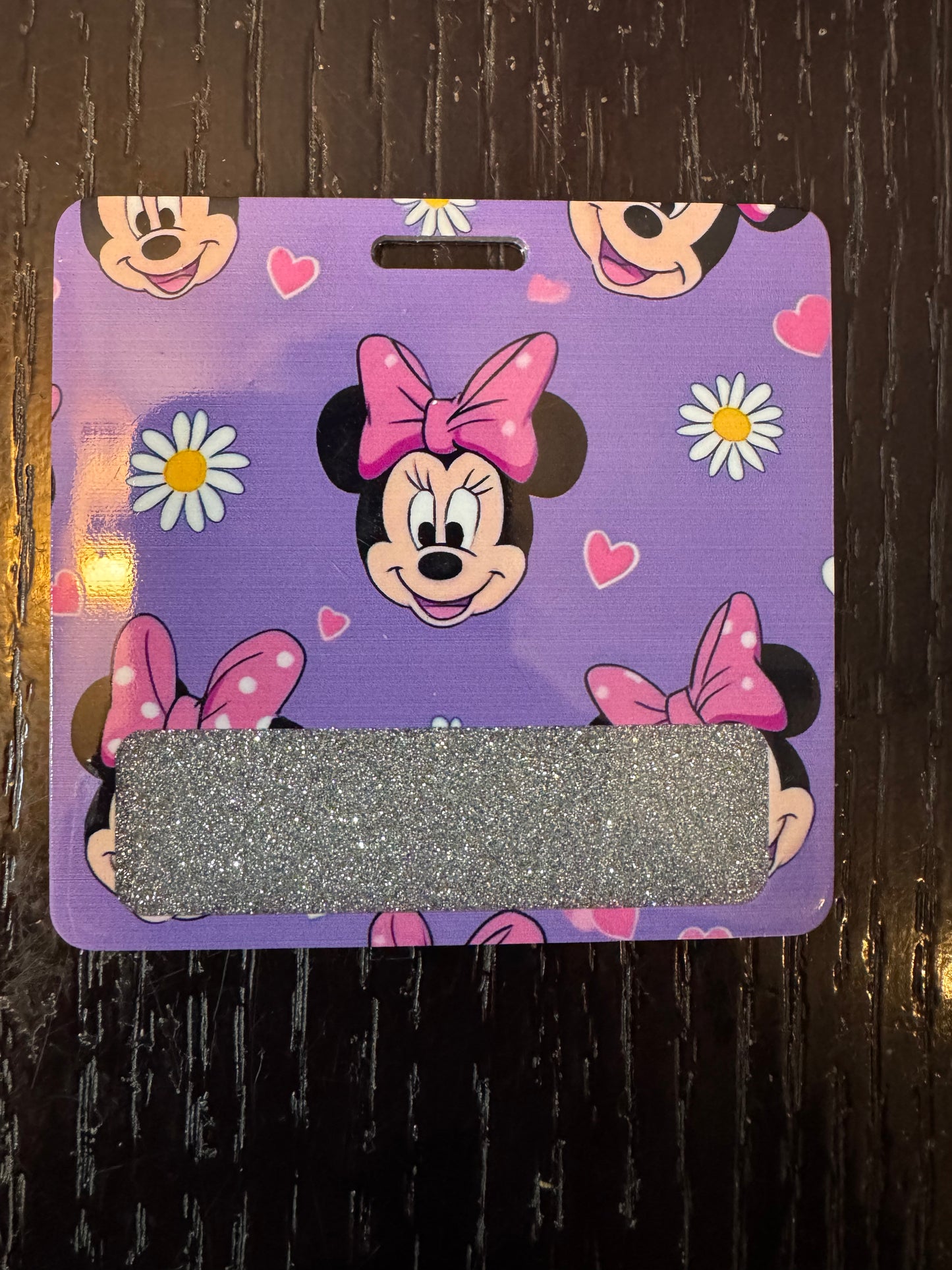 Minnie badge buddy